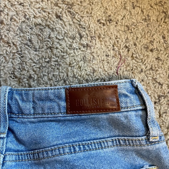 Hollister High Rise Slim Straight Distressed Jeans - Picture 13 of 13